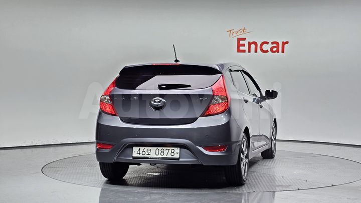 Hyundai Accent 2017 — 3