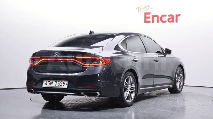 Hyundai Grandeur 2018 — 2