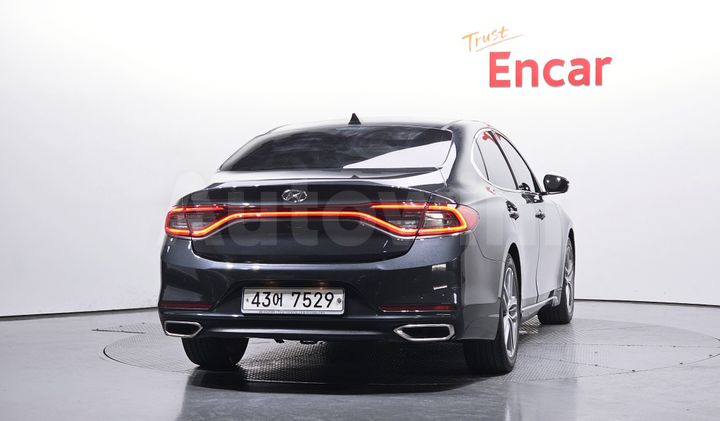 Hyundai Grandeur 2018 — 4