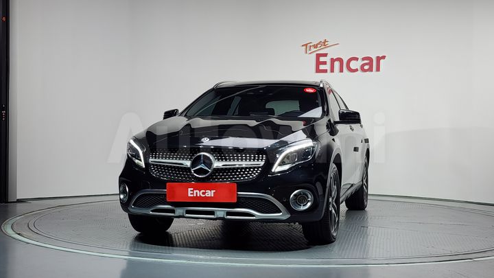Mercedes-Benz GLA Class 2019 — 3