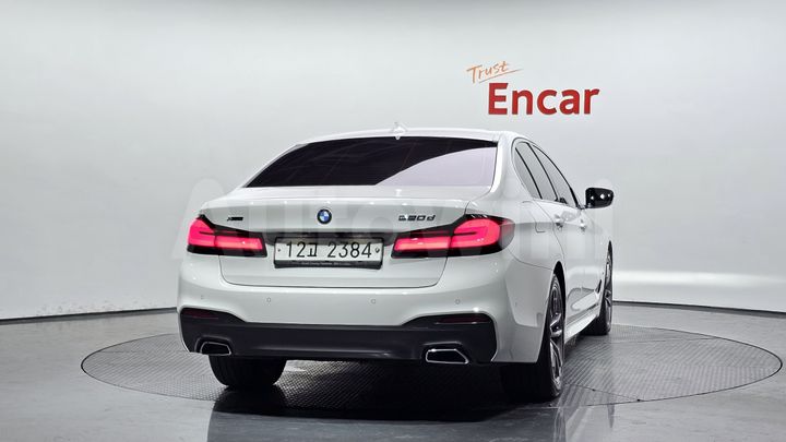 BMW 5 Series 2018 — 3