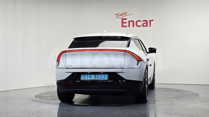 Kia EV6 2024 — 4