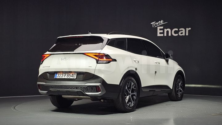 Kia Sportage 2023 — 2