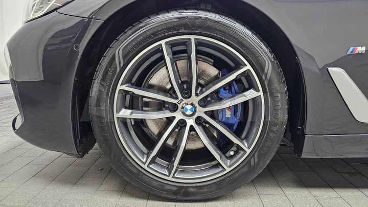 BMW 5 Series 2023 — 5