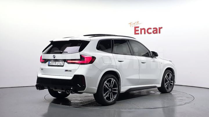 BMW X1 2025 — 2
