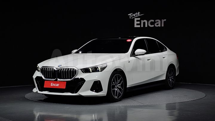 BMW 5 Series 2025 — 2
