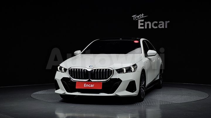BMW 5 Series 2025 — 4