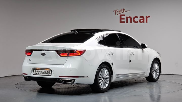 Kia K7 2019 — 2