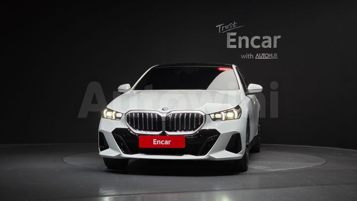 BMW 5 Series 2026 — 2