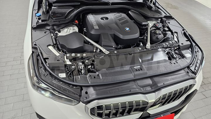 BMW 5 Series 2026 — 5