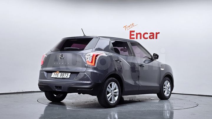KGM (Ssangyong) Tivoli 2017 — 2