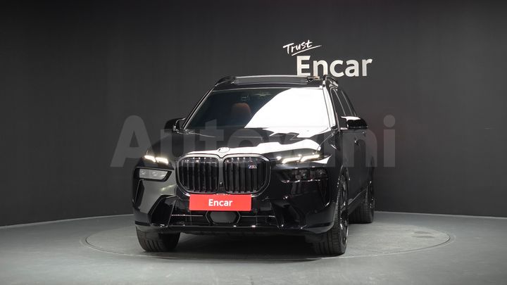 BMW X7 2025 — 3
