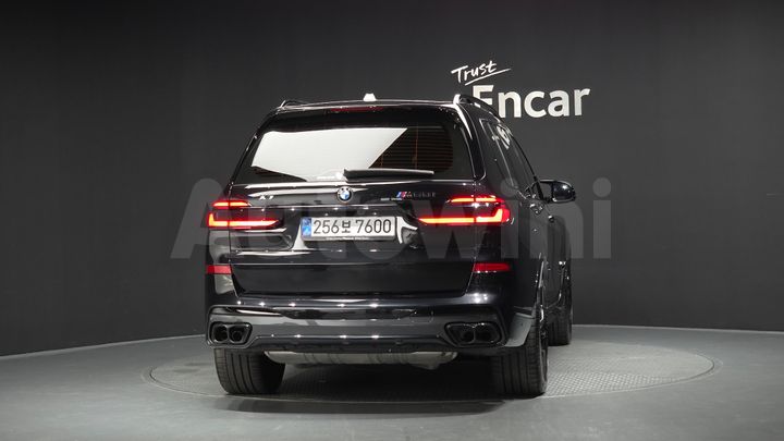 BMW X7 2025 — 4