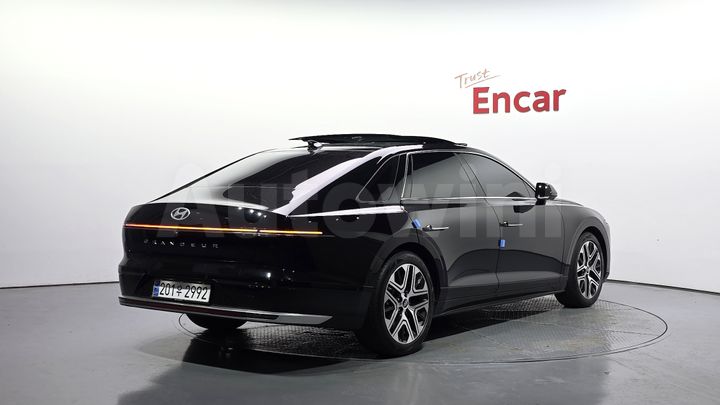 Hyundai Grandeur 2023 — 2