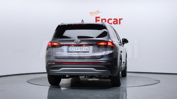 Hyundai SantaFe 2023 — 4