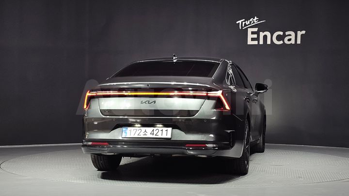 Kia K8 2025 — 4