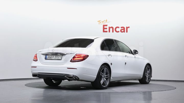 Mercedes-Benz E Class 2019 — 2