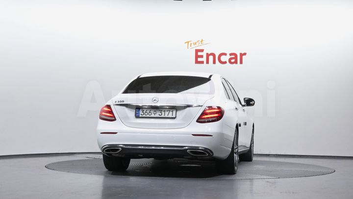 Mercedes-Benz E Class 2019 — 4