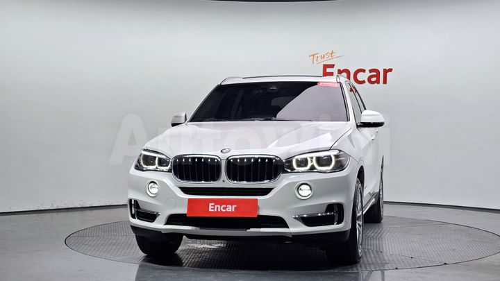 BMW X5 2017 — 2