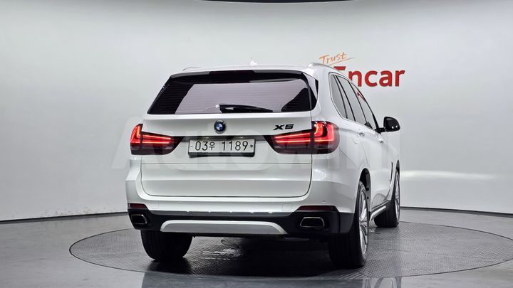 BMW X5 2017 — 3