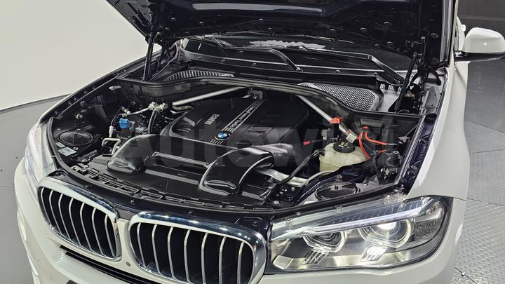 BMW X5 2017 — 5