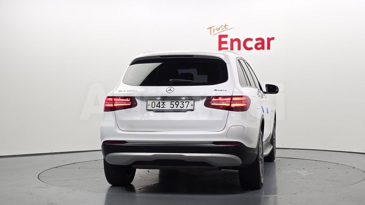 Mercedes-Benz GLC Class 2019 — 4