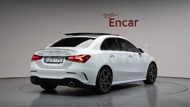 Mercedes-Benz A Class 2021 — 2