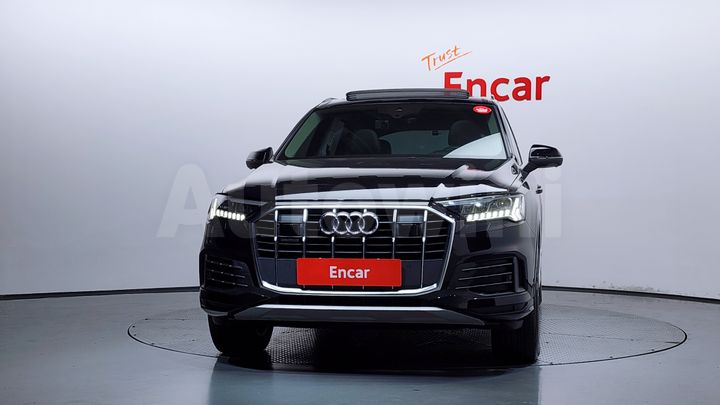 Audi Q7 2021 — 3