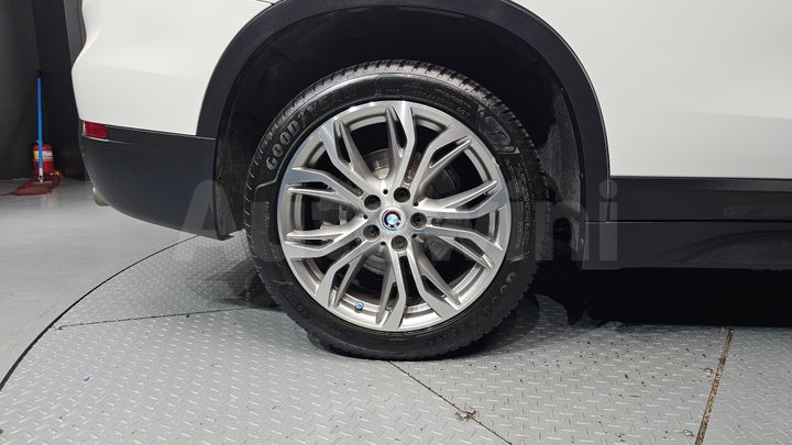BMW X1 2018 — 5