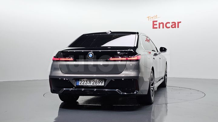 BMW 7 Series 2025 — 4