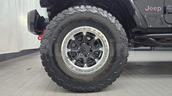 Jeep Wrangler 2023 — 5