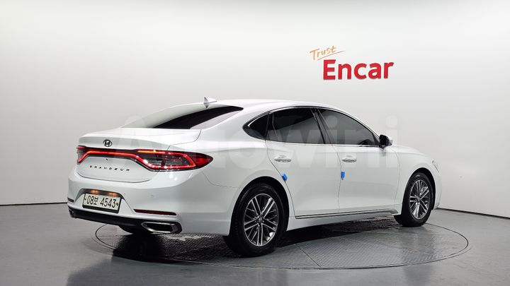 Hyundai Grandeur 2017 — 2