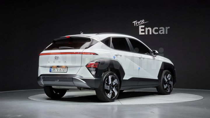Hyundai Kona 2023 — 2