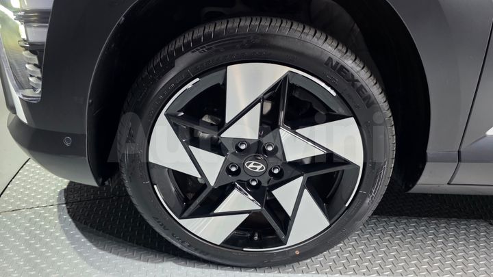 Hyundai Kona 2023 — 5