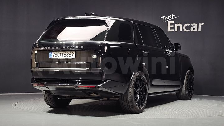 Land Rover Range Rover 2023 — 2
