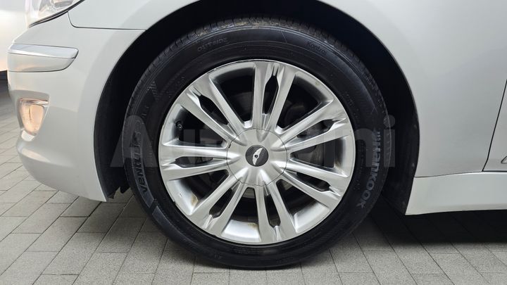Hyundai Genesis 2012 — 5