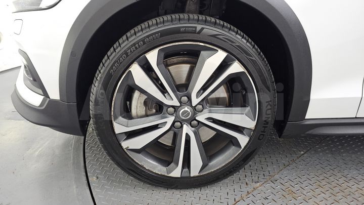 Volvo V60 2019 — 4