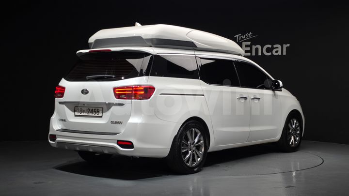 Kia Carnival 2019 — 2