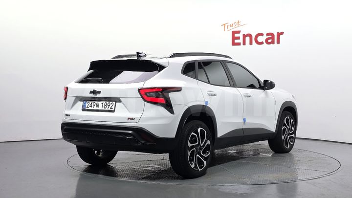 Chevrolet Trax 2024 — 2