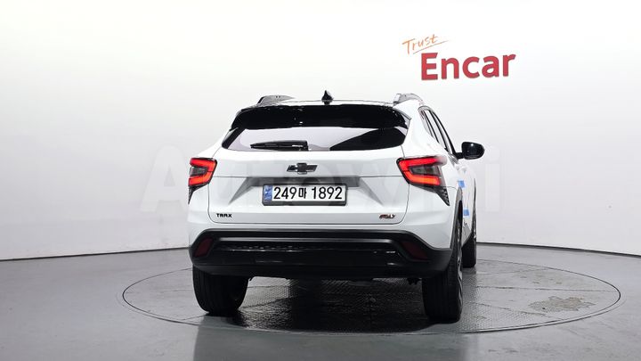 Chevrolet Trax 2024 — 4