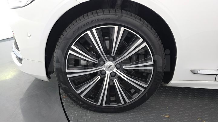 Volvo S90 2023 — 5