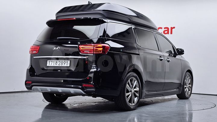 Kia Carnival 2019 — 2