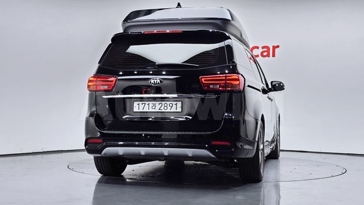 Kia Carnival 2019 — 4