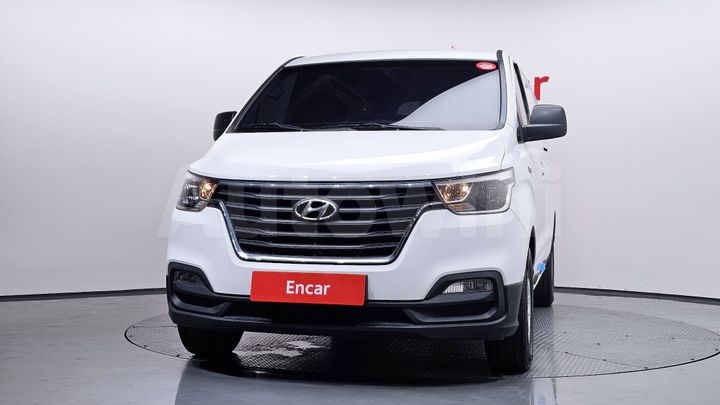 Hyundai Starex 2018 — 3