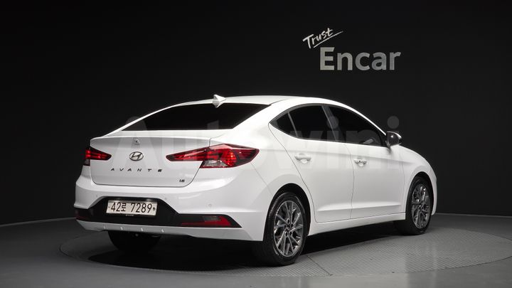 Hyundai Avante 2019 — 2
