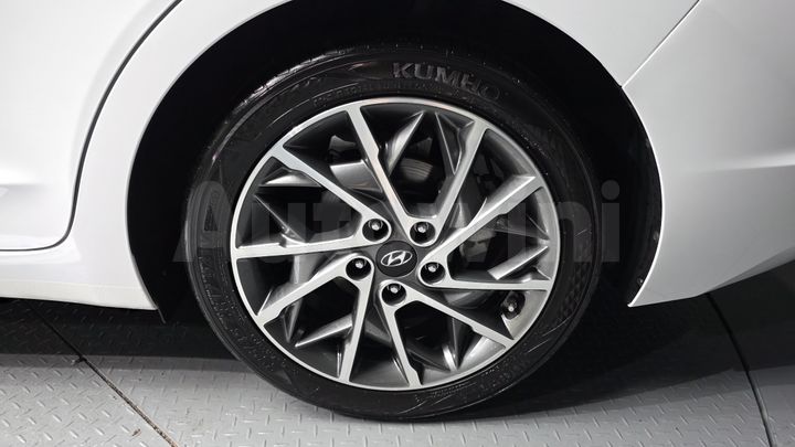 Hyundai Avante 2019 — 5
