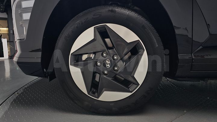 Hyundai Kona 2023 — 4