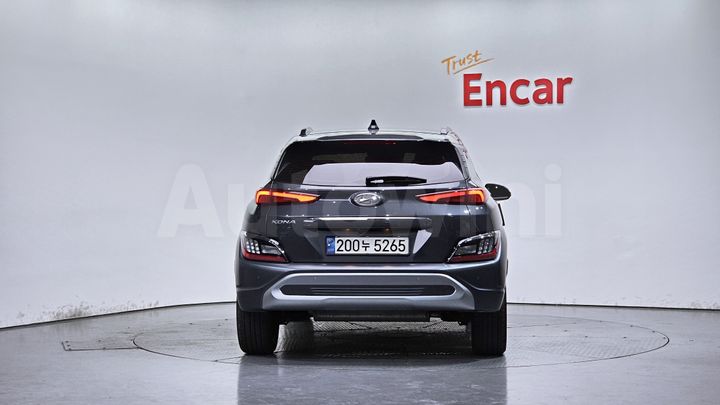 Hyundai Kona 2022 — 4