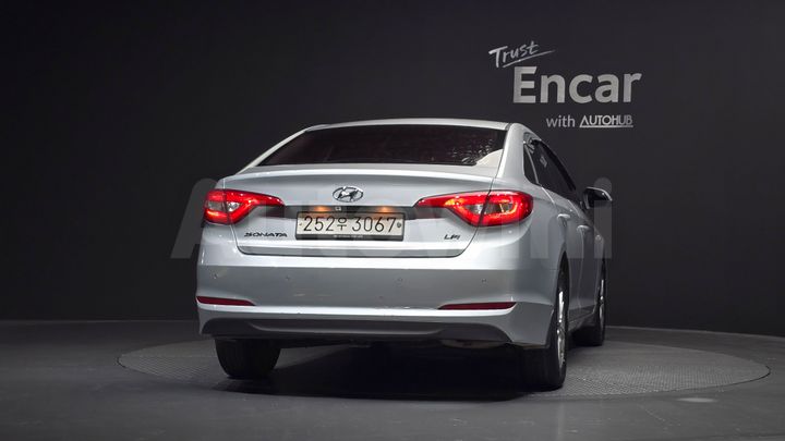 Hyundai Sonata 2017 — 4