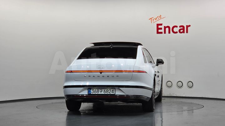 Hyundai Grandeur 2026 — 4